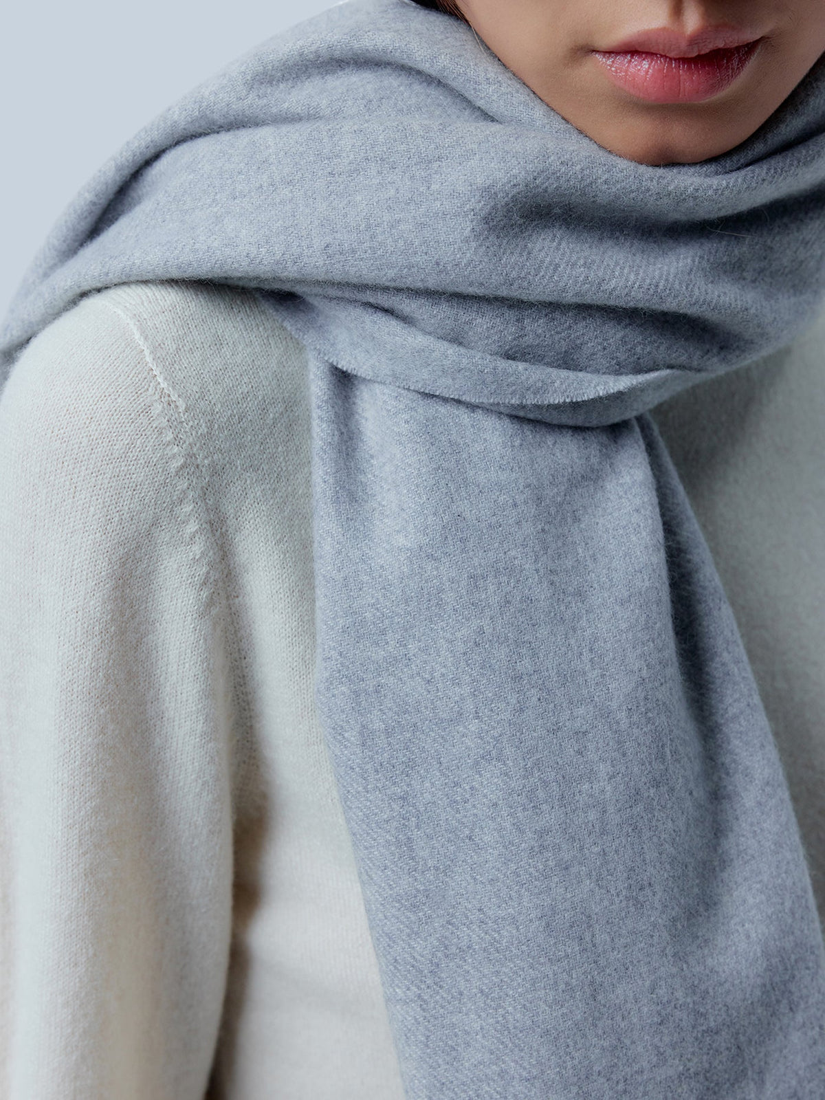 Wide Fringe Scarf — Light Gray