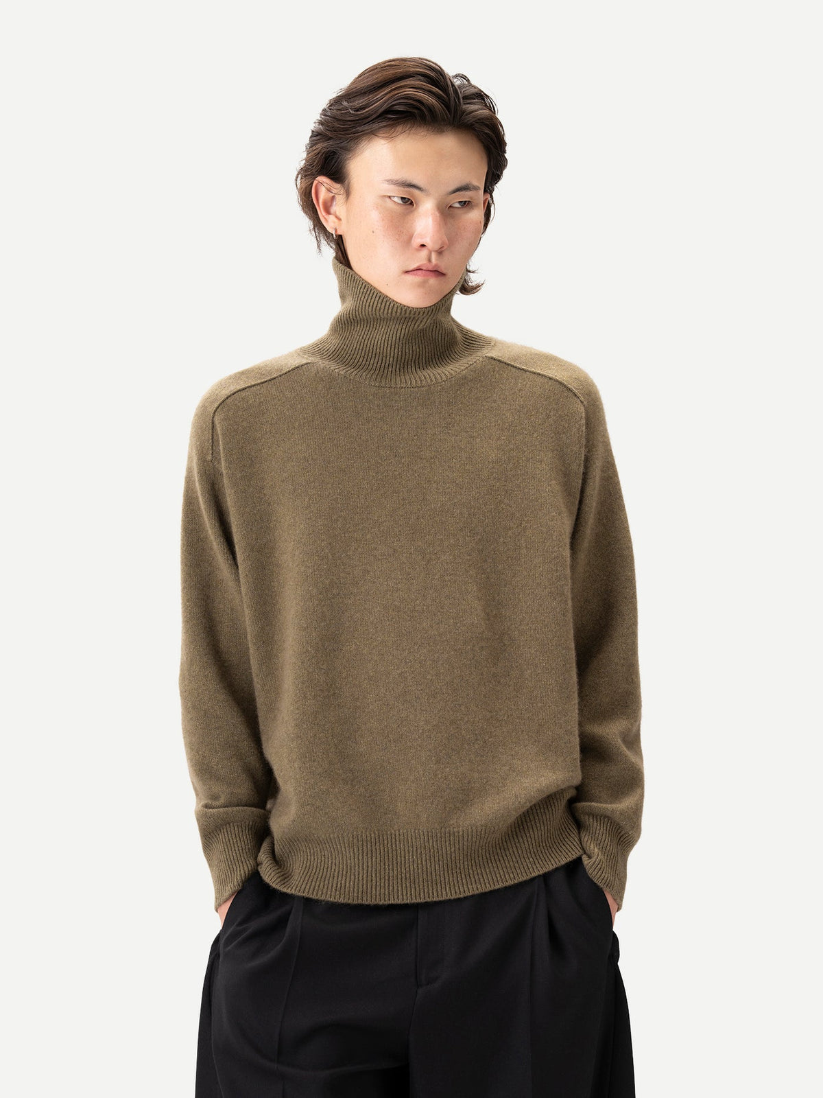 Unisex High-neck Cashmere Sweater — Muted Green