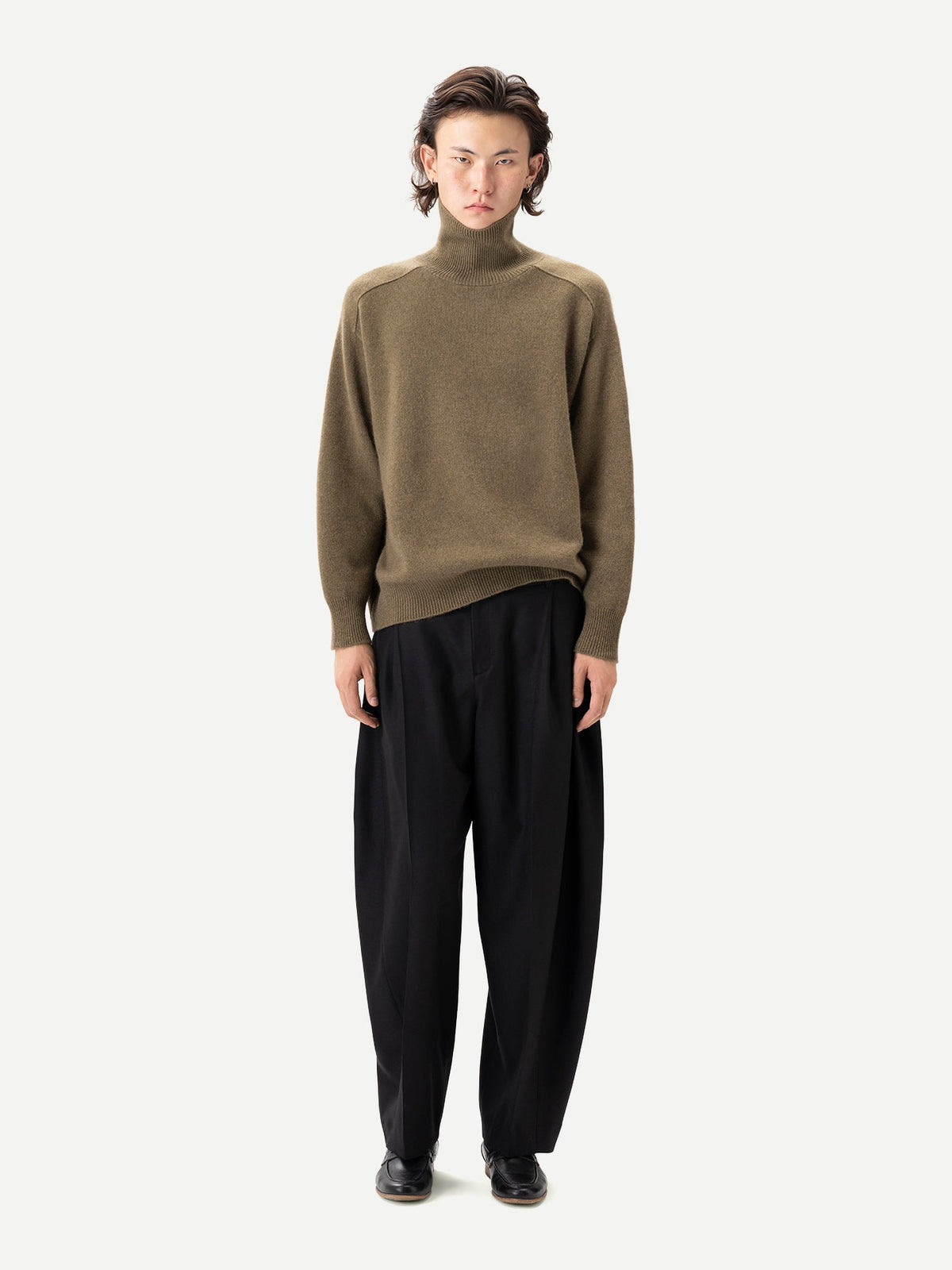 Unisex High-neck Cashmere Sweater — Muted Green