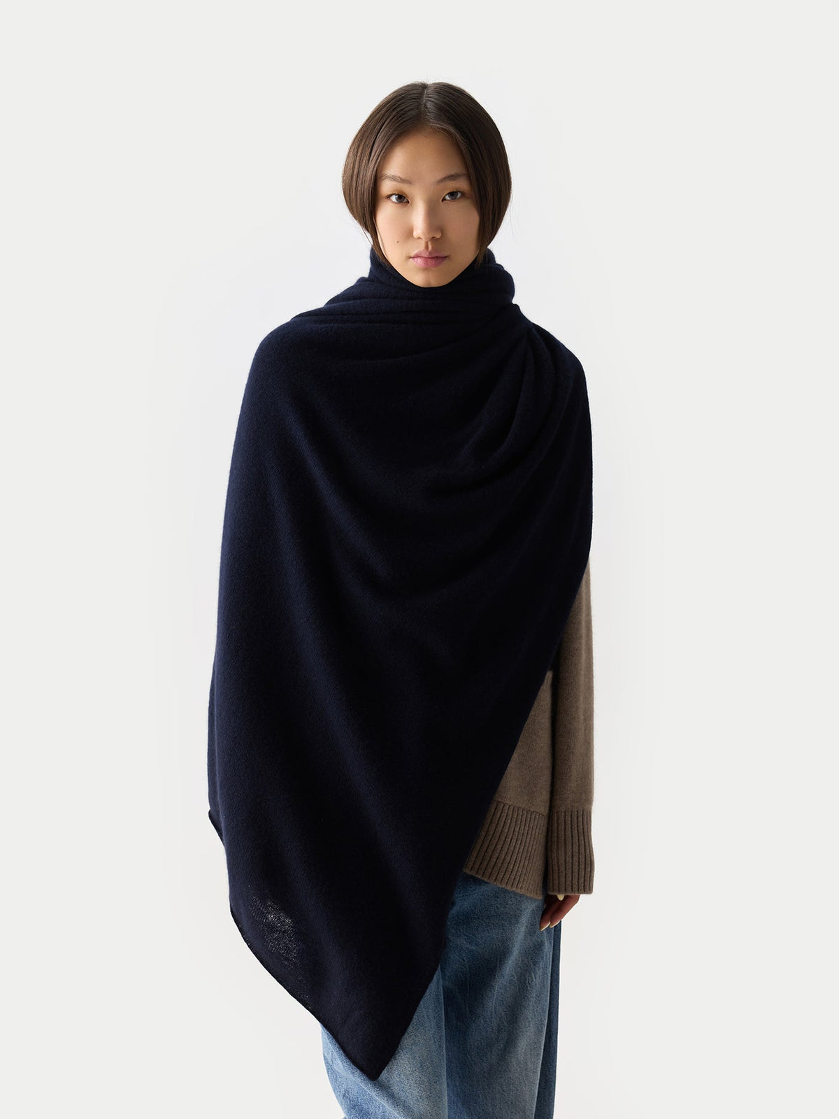 Lightweight Cashmere Shawl — Navy