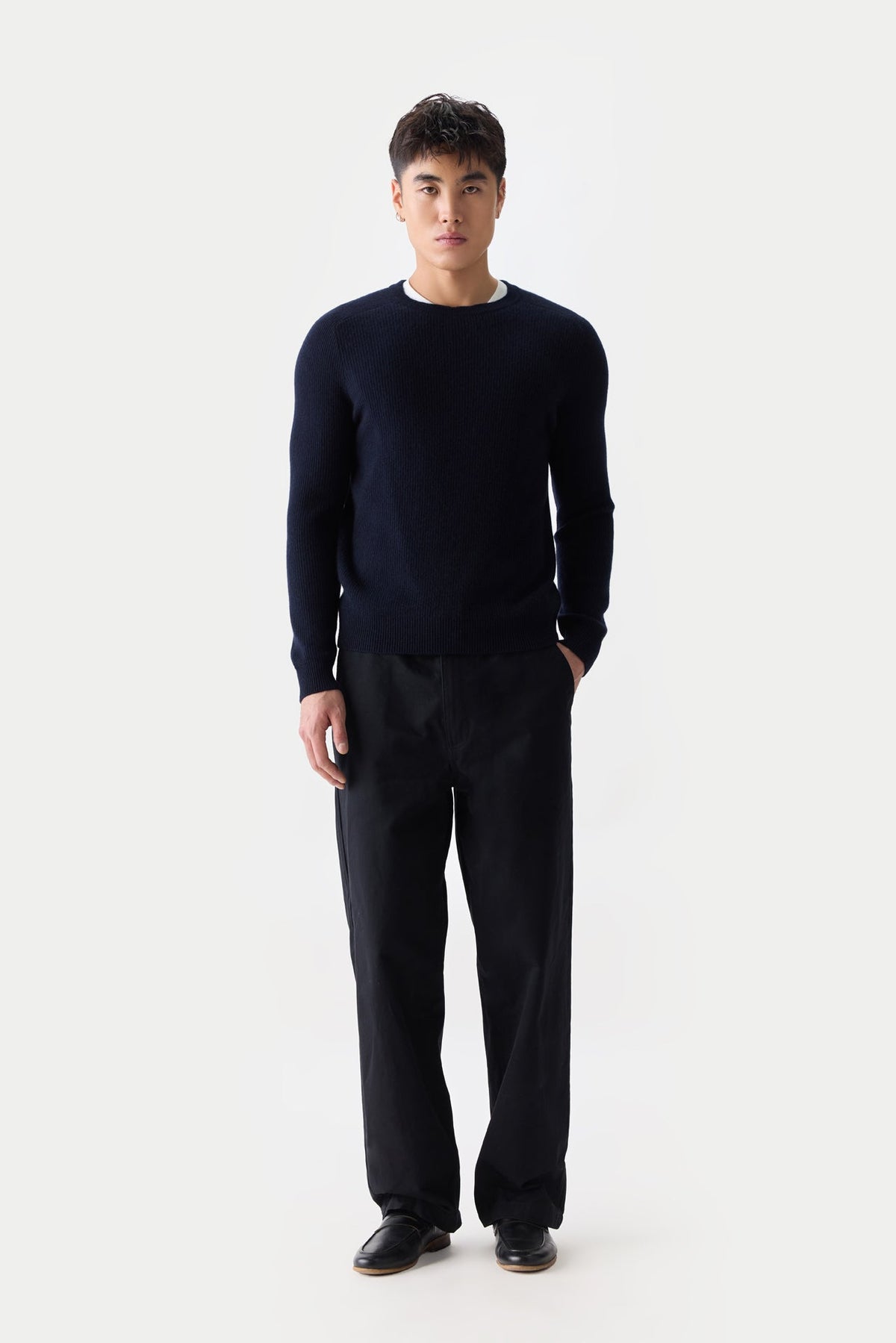 Men's Ribbed Cashmere Sweater — Navy