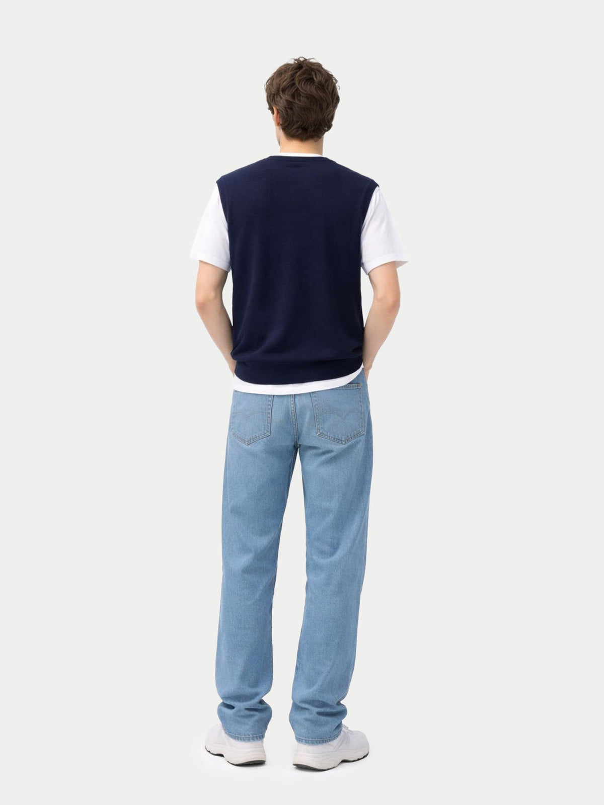 Timeless V-neck Cashmere Vest — Navy