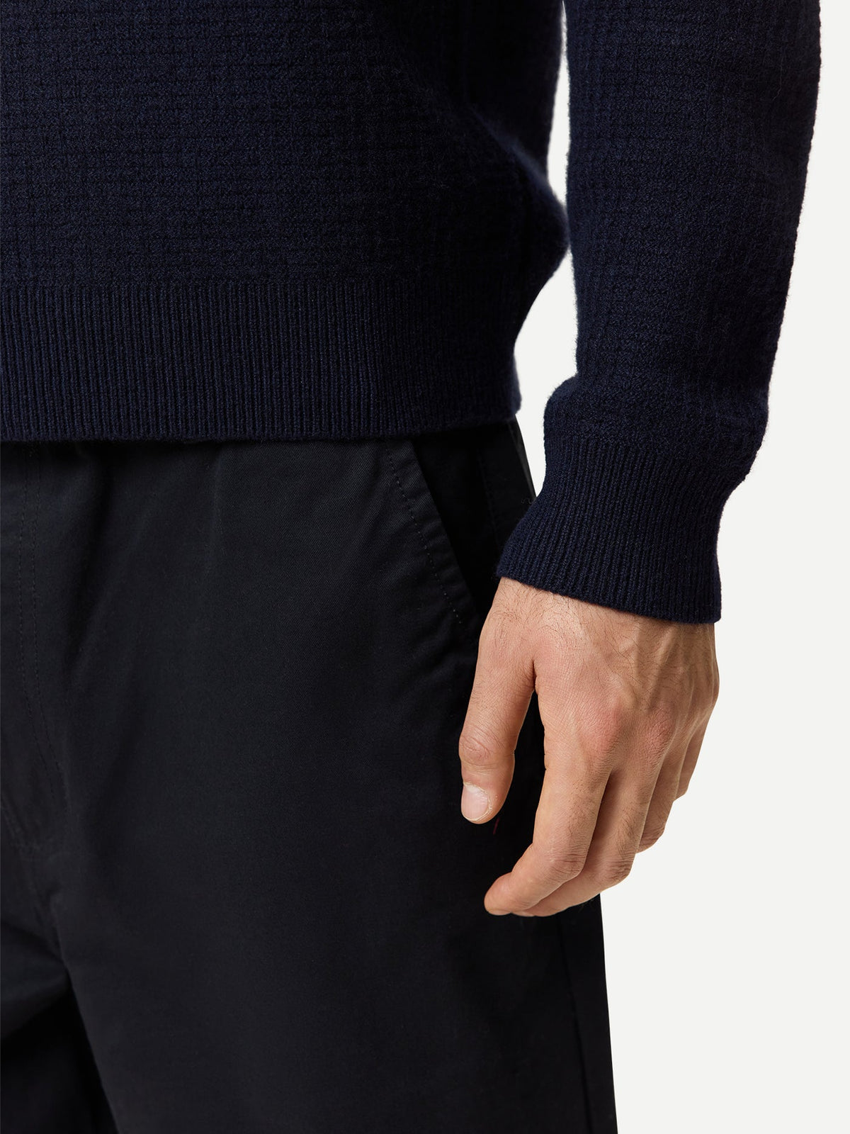 Men's Cashmere Waffle Knit Half-zip Sweater — Navy