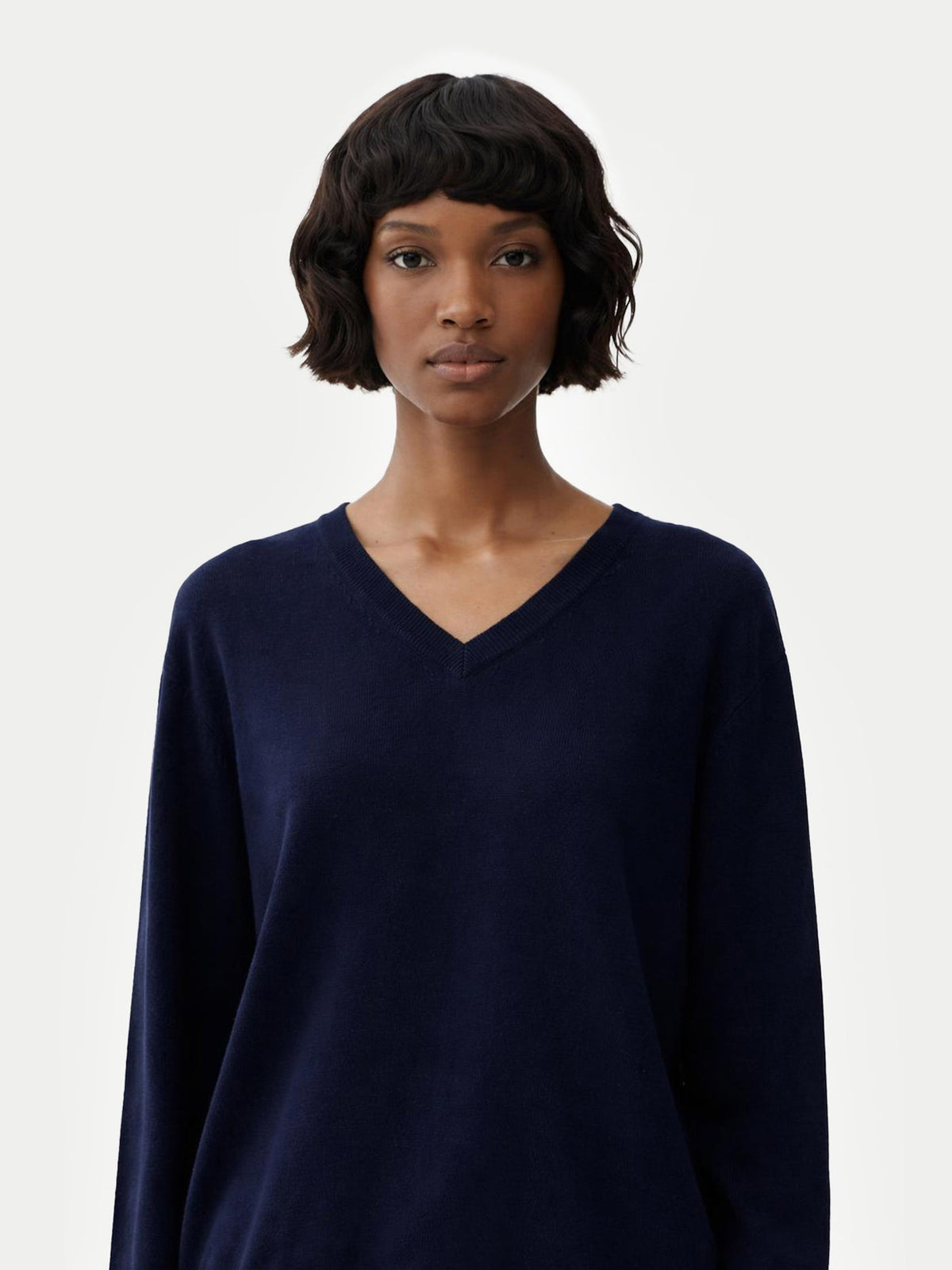 Essential Cashmere V-neck Sweater — Navy Blue