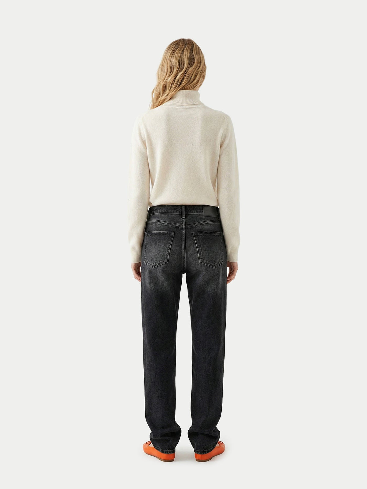 Timeless Cashmere Turtleneck Sweater — Off-white