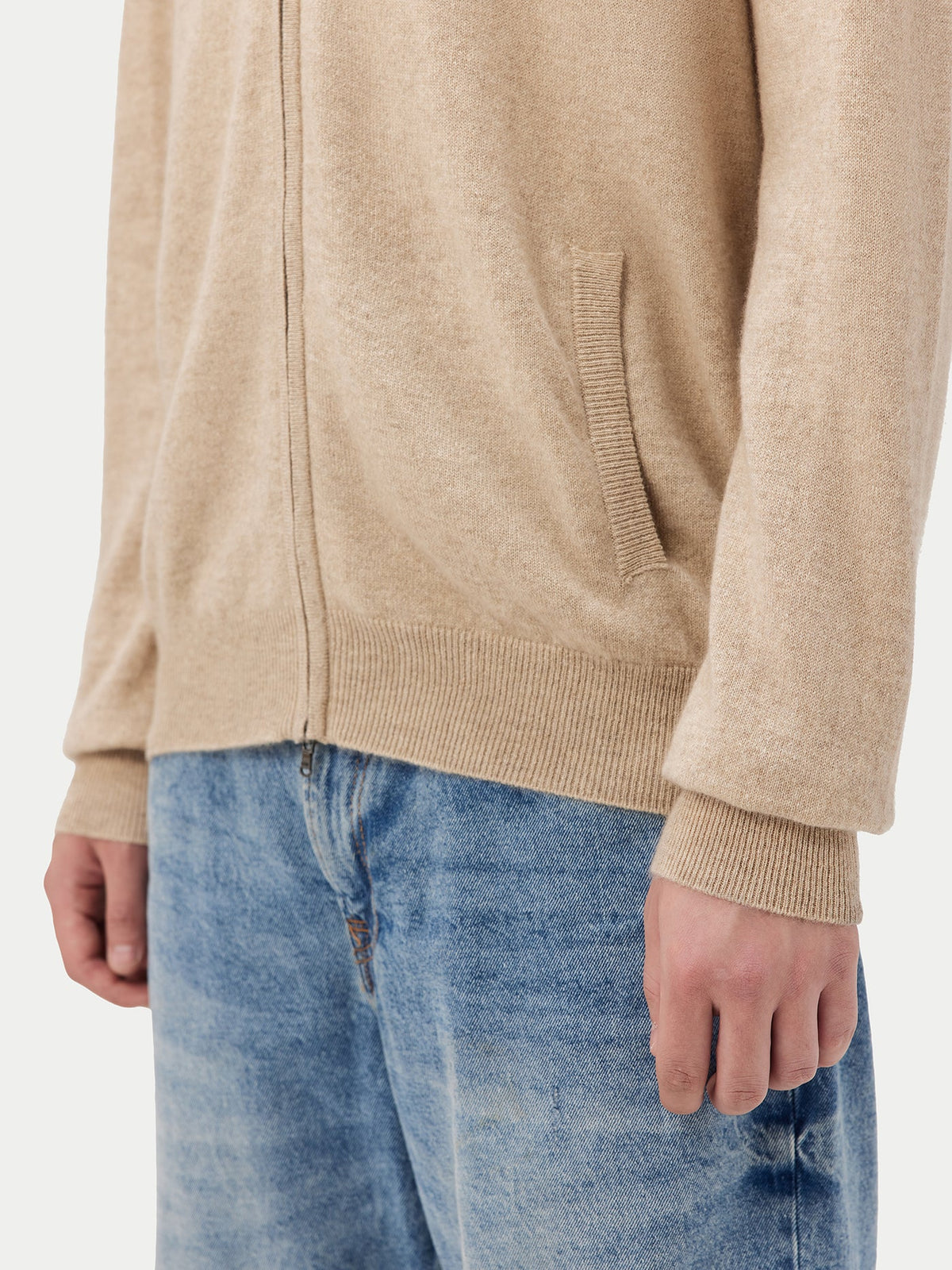 Essential Full-zip Cashmere Cardigan — Soft Beige
