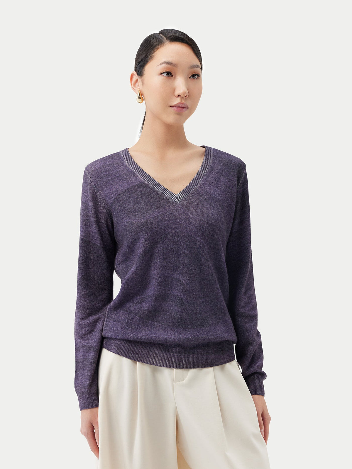 Printed V-neck Cashmere Sweater — Soft White