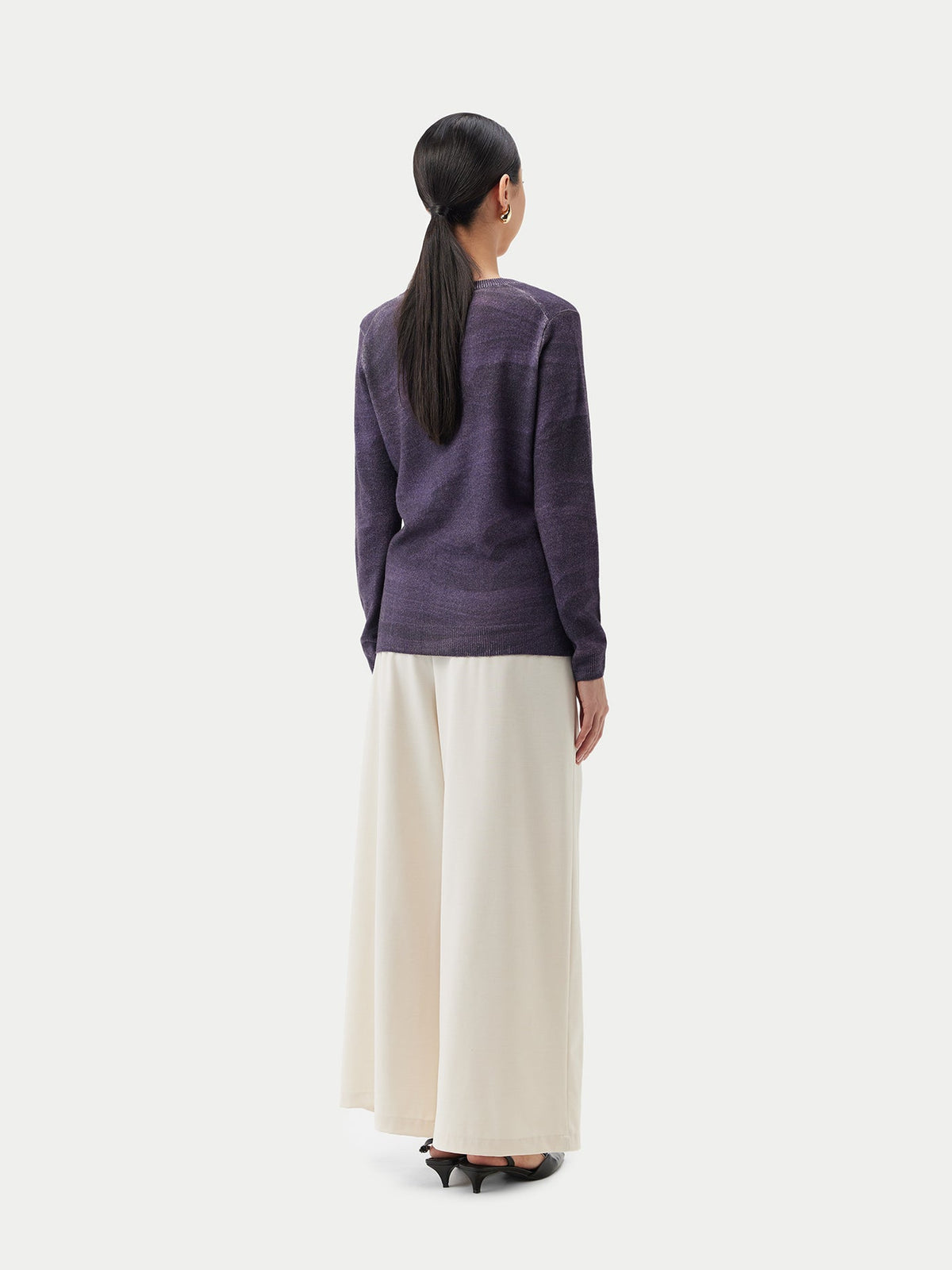 Printed V-neck Cashmere Sweater — Soft White