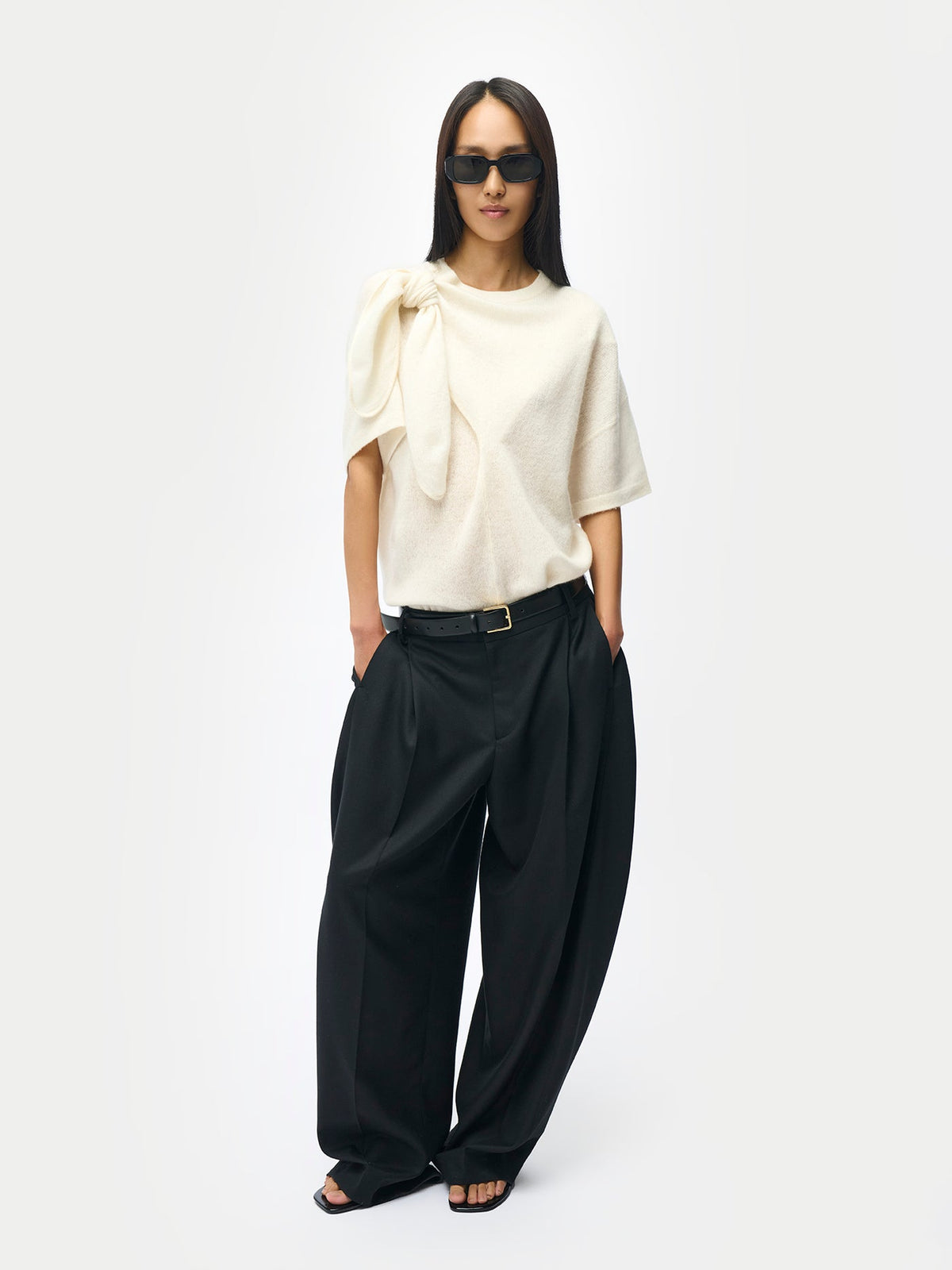 Bow-tie Cashmere T-shirt — Soft White