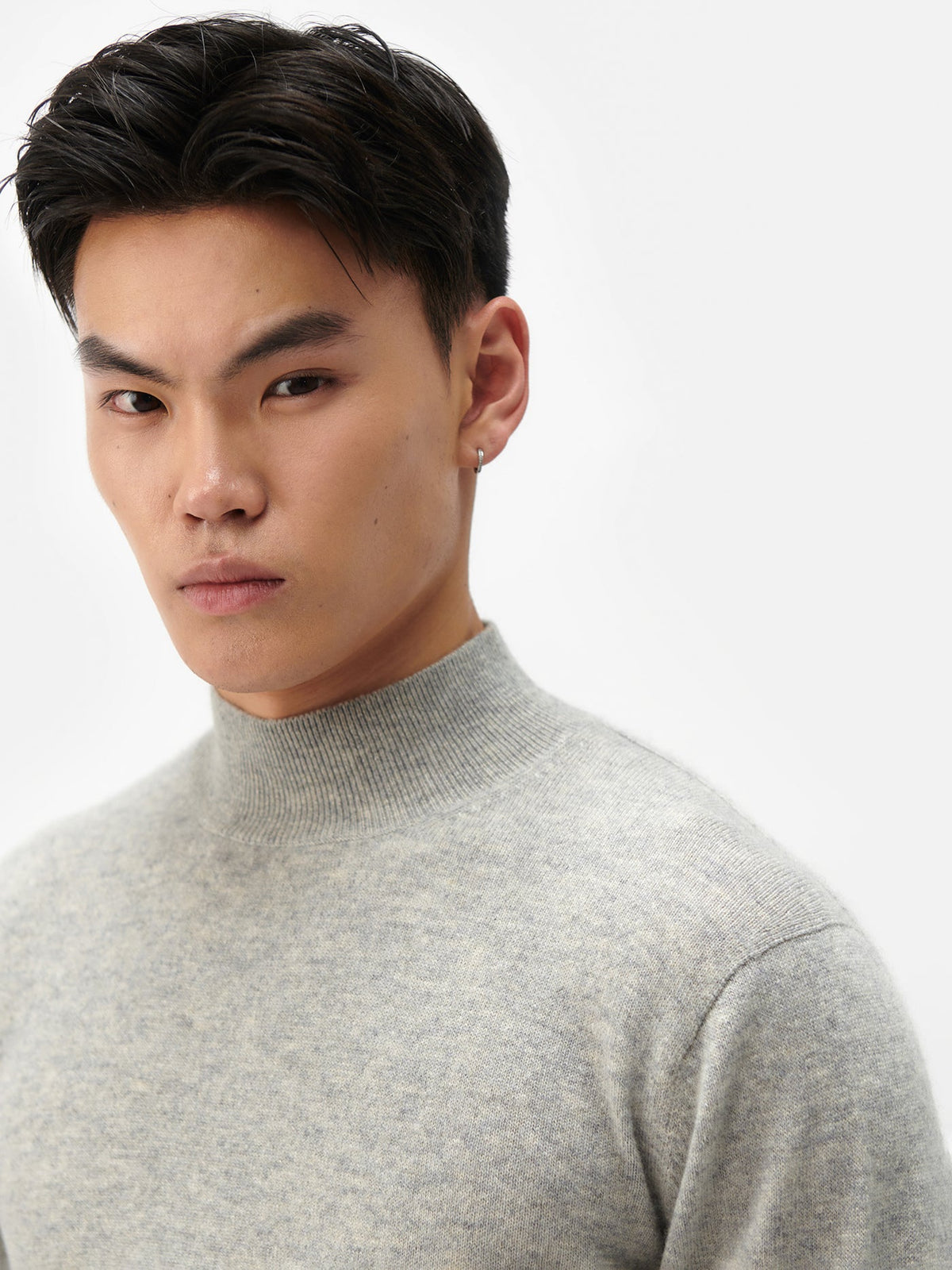 Essential Organic Mock Neck Cashmere Sweater — Steel Silver