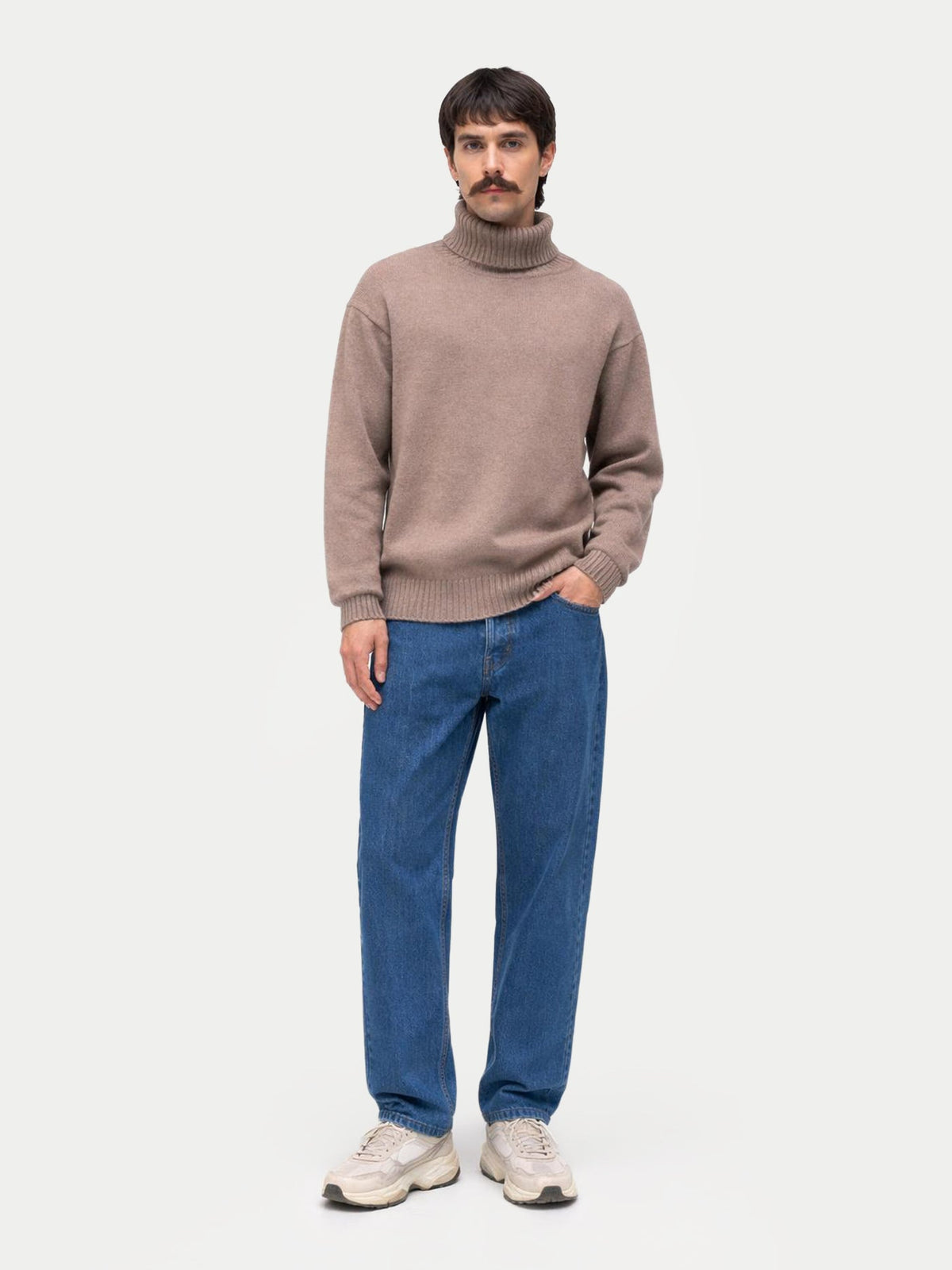 Men's Cashmere Turtleneck — Taupe
