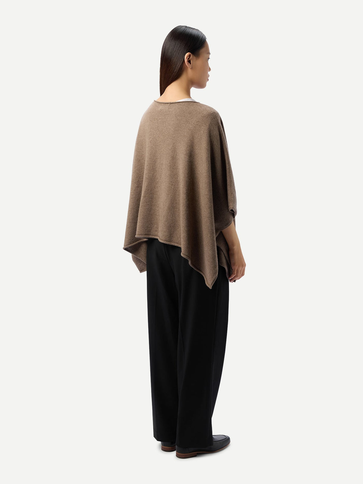 Timeless Knitted Poncho — Taupe