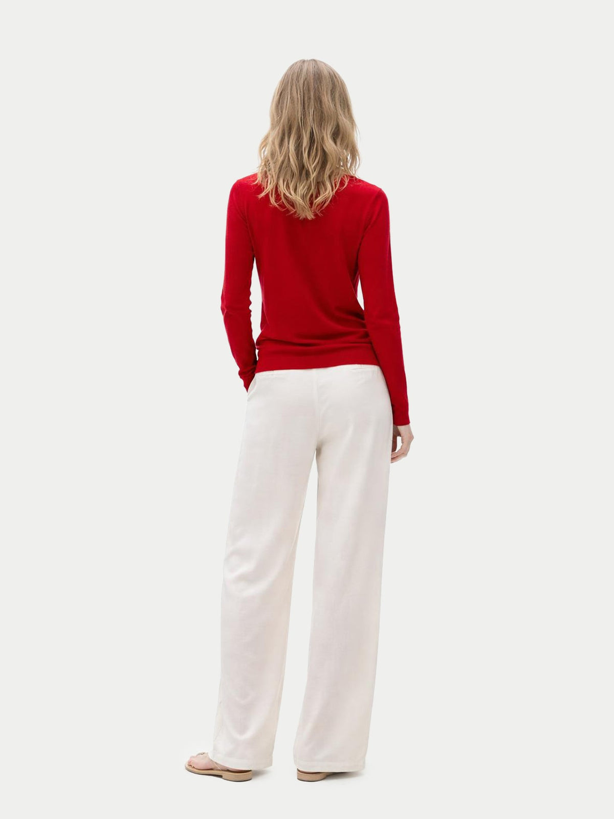 Timeless Cashmere V-neck Sweater — Warm Red