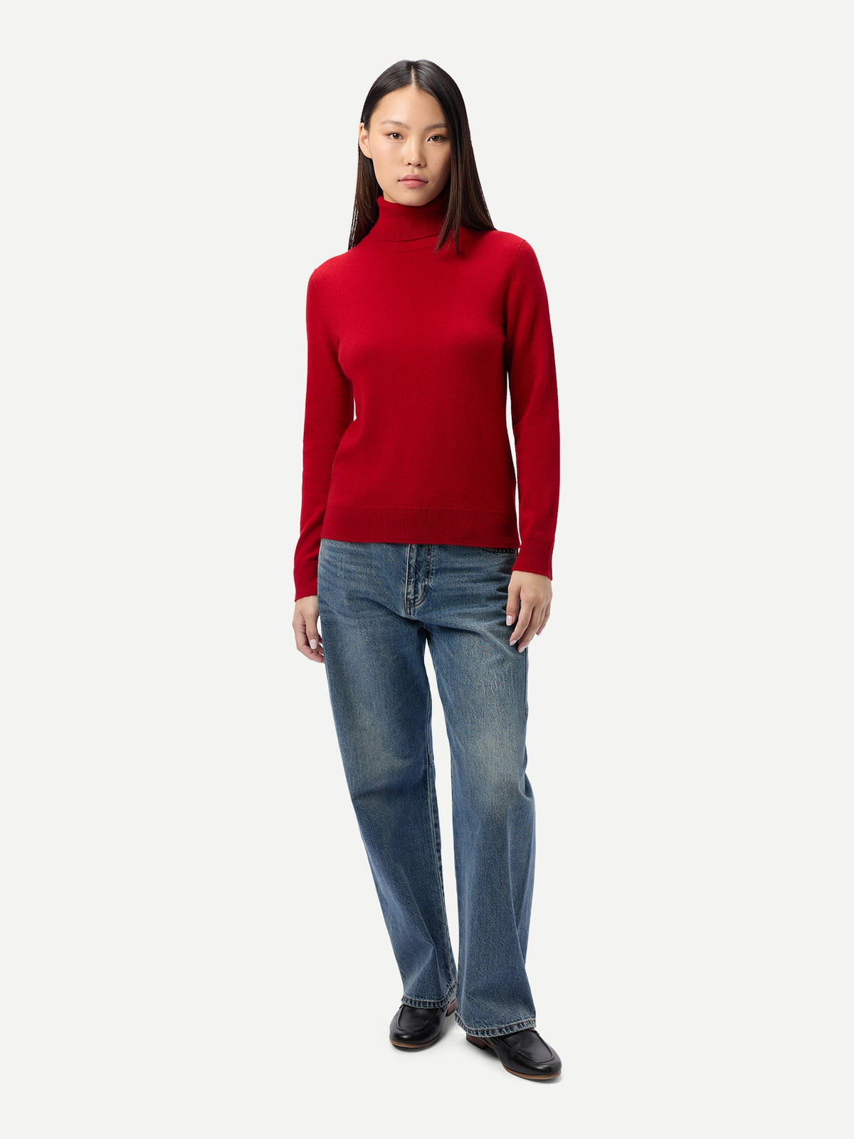 Timeless Cashmere Turtleneck Sweater — Warm Red