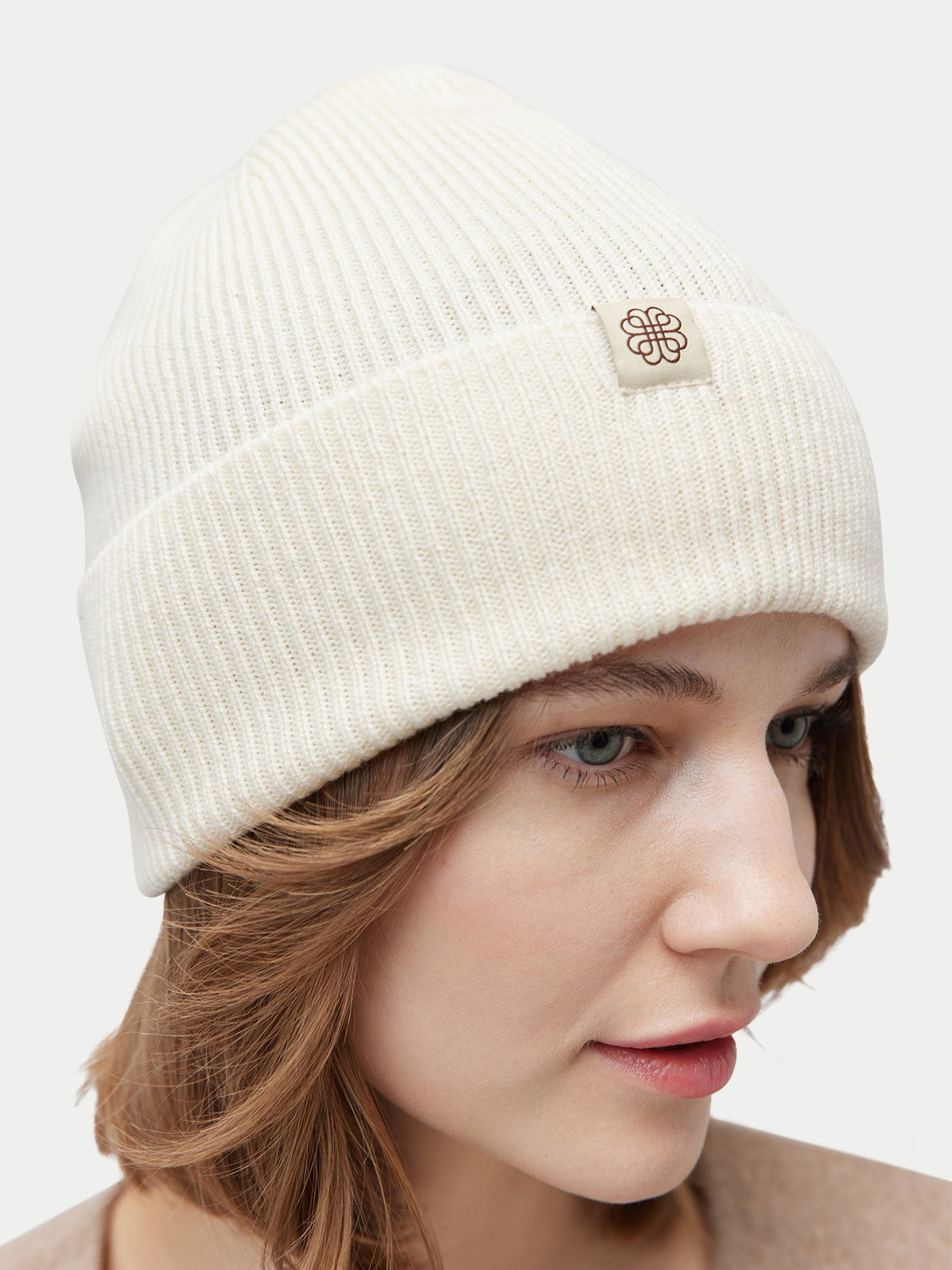 Cashmere Rib Knit Beanie — White